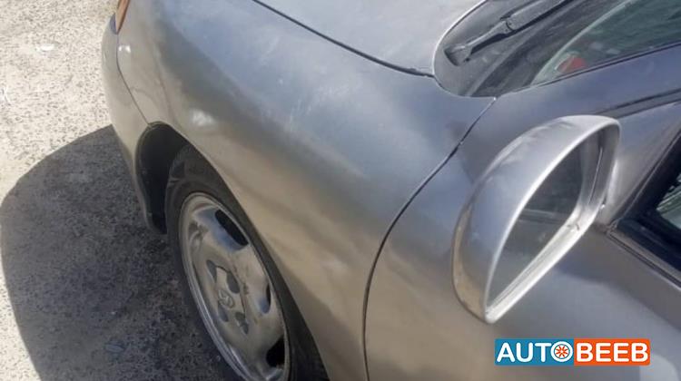 Hyundai Avante 1995