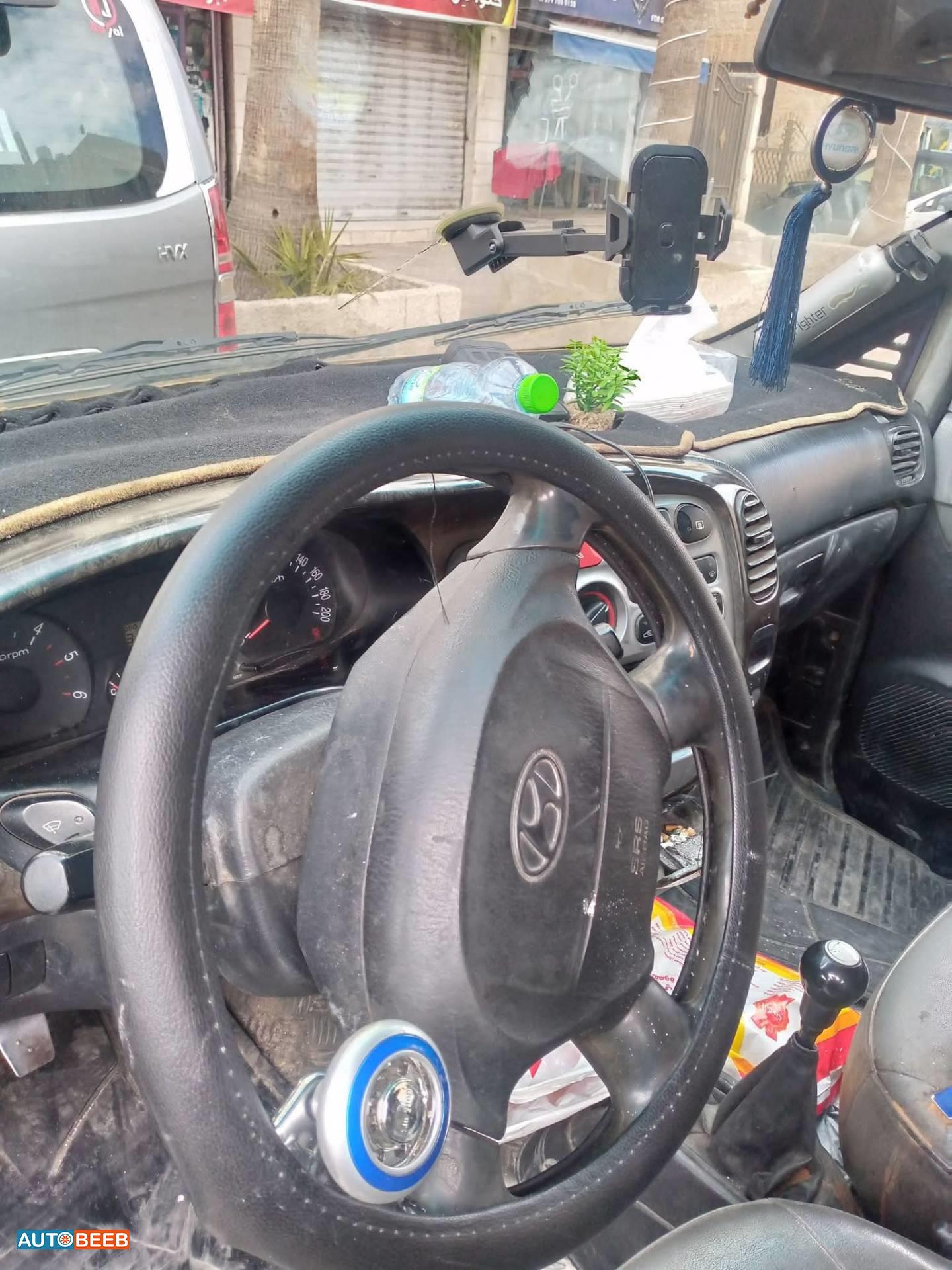 ميني باص هيونداي 2006