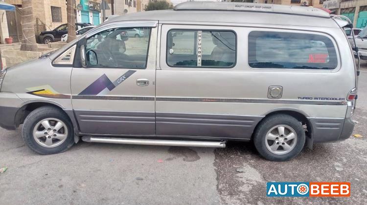 ميني باص هيونداي 2006