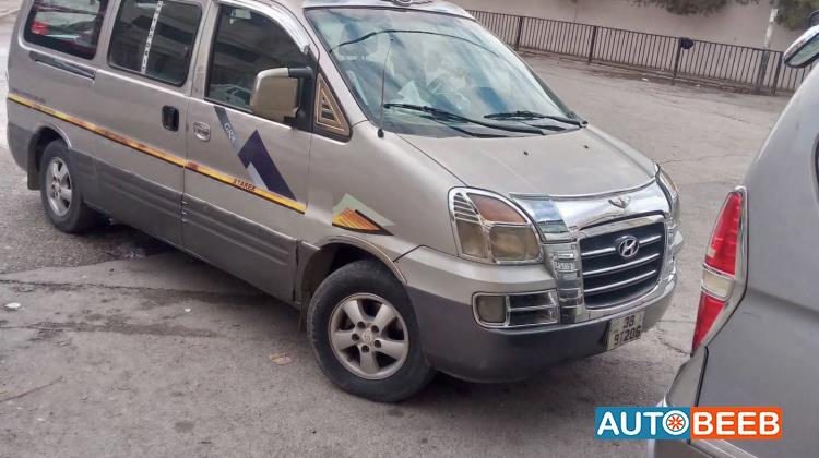 ميني باص هيونداي 2006