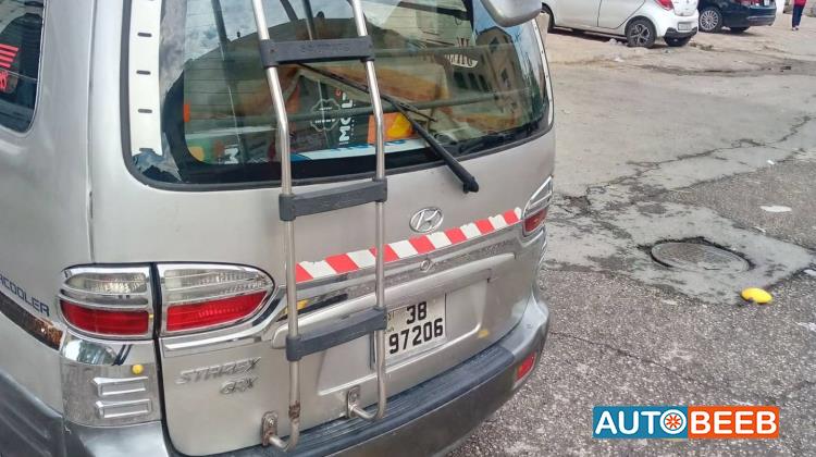 ميني باص هيونداي 2006