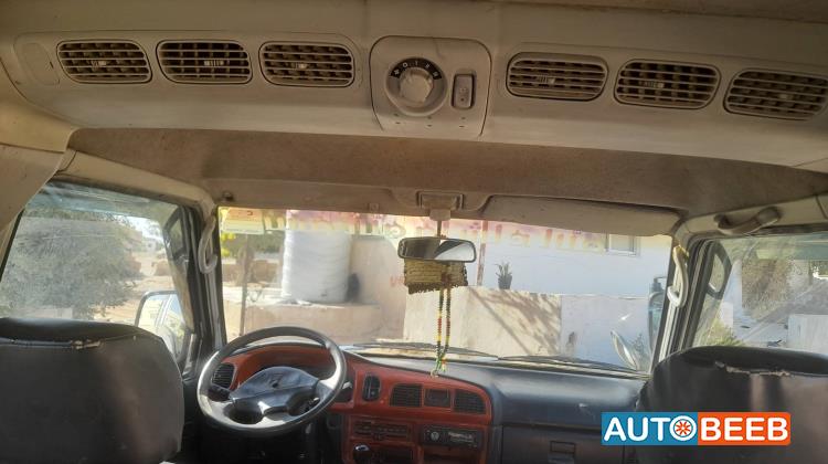 ميني باص هيونداي 2026