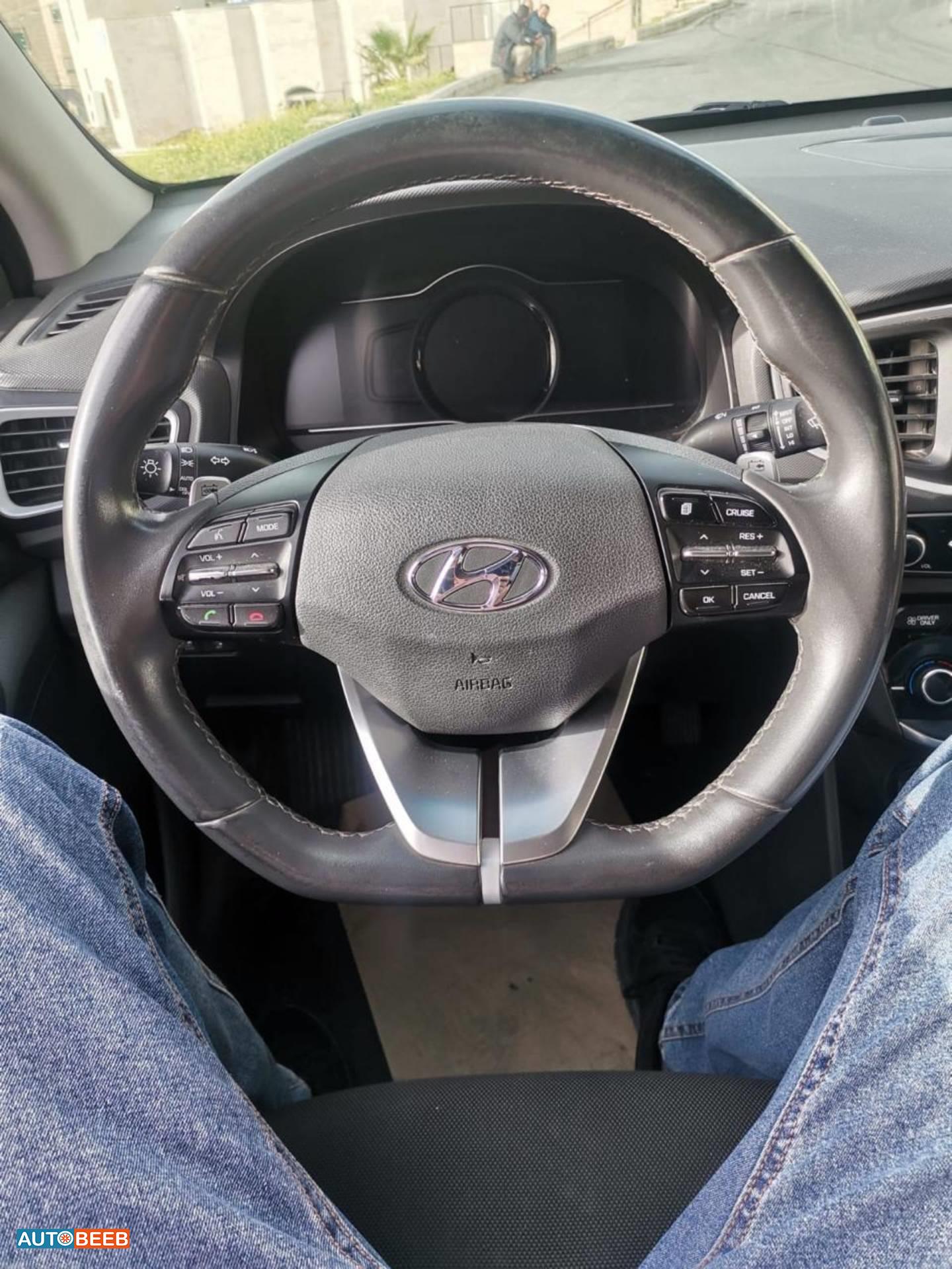 هيونداي ايونيك 2017