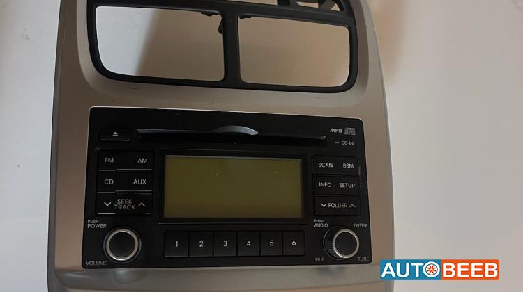 مسجل راديو ومشغل سي دي  من سيارة كيا سبورتيج 2009