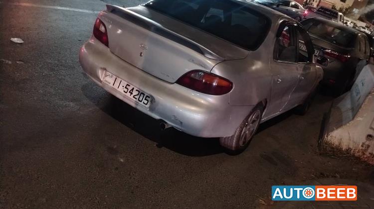 هيونداي افانتي 1997