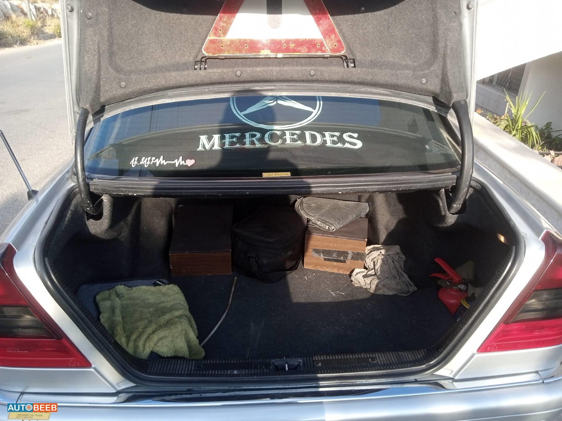 مرسيدس بنز C180 1994