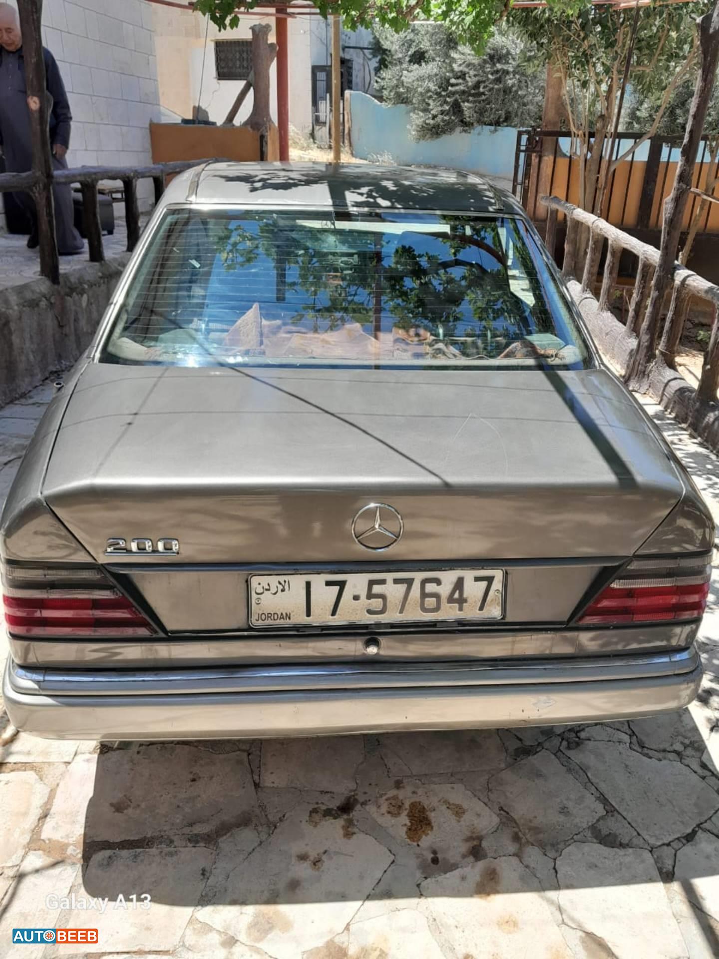 مرسيدس بنز E200 1991