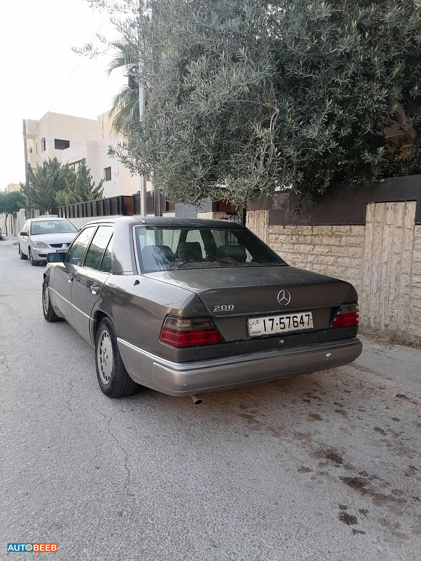 مرسيدس بنز E200 1991