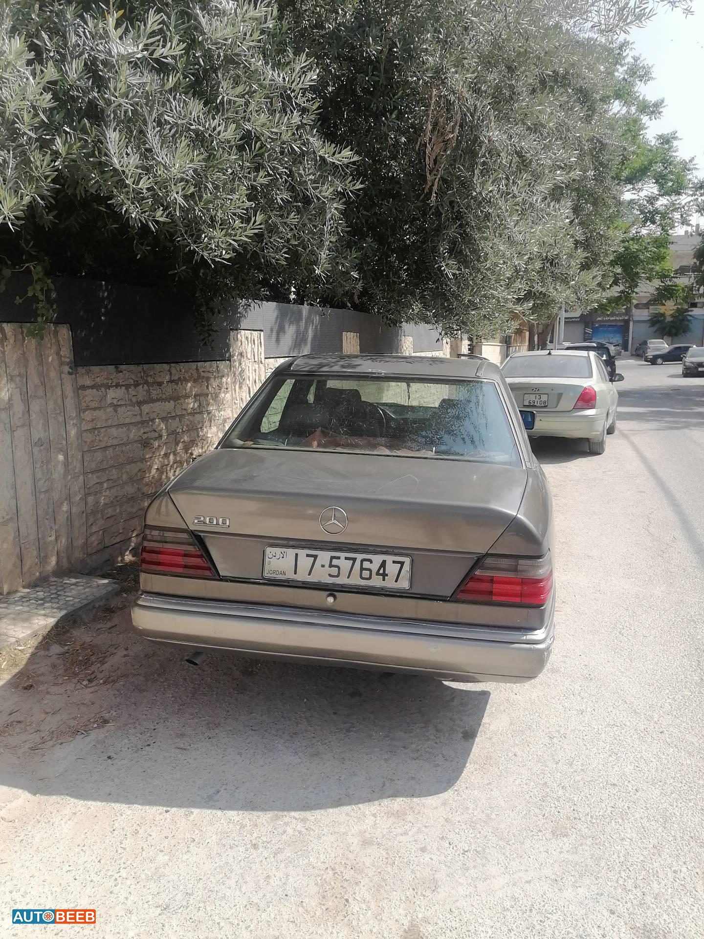مرسيدس بنز E200 1991