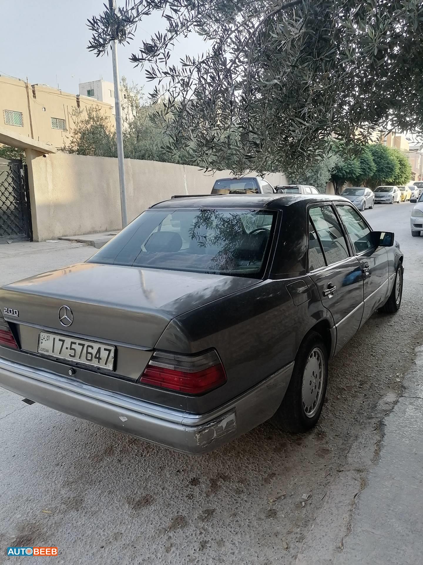مرسيدس بنز E200 1991