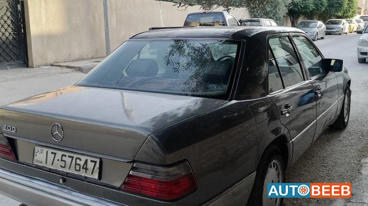 مرسيدس بنز E200 1991