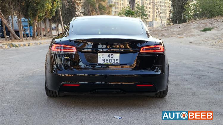 Tesla S 2023
