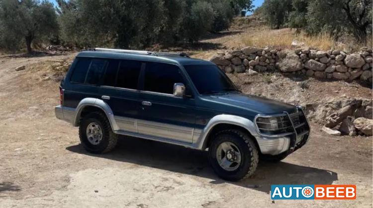 Mitsubishi Pajero 1993