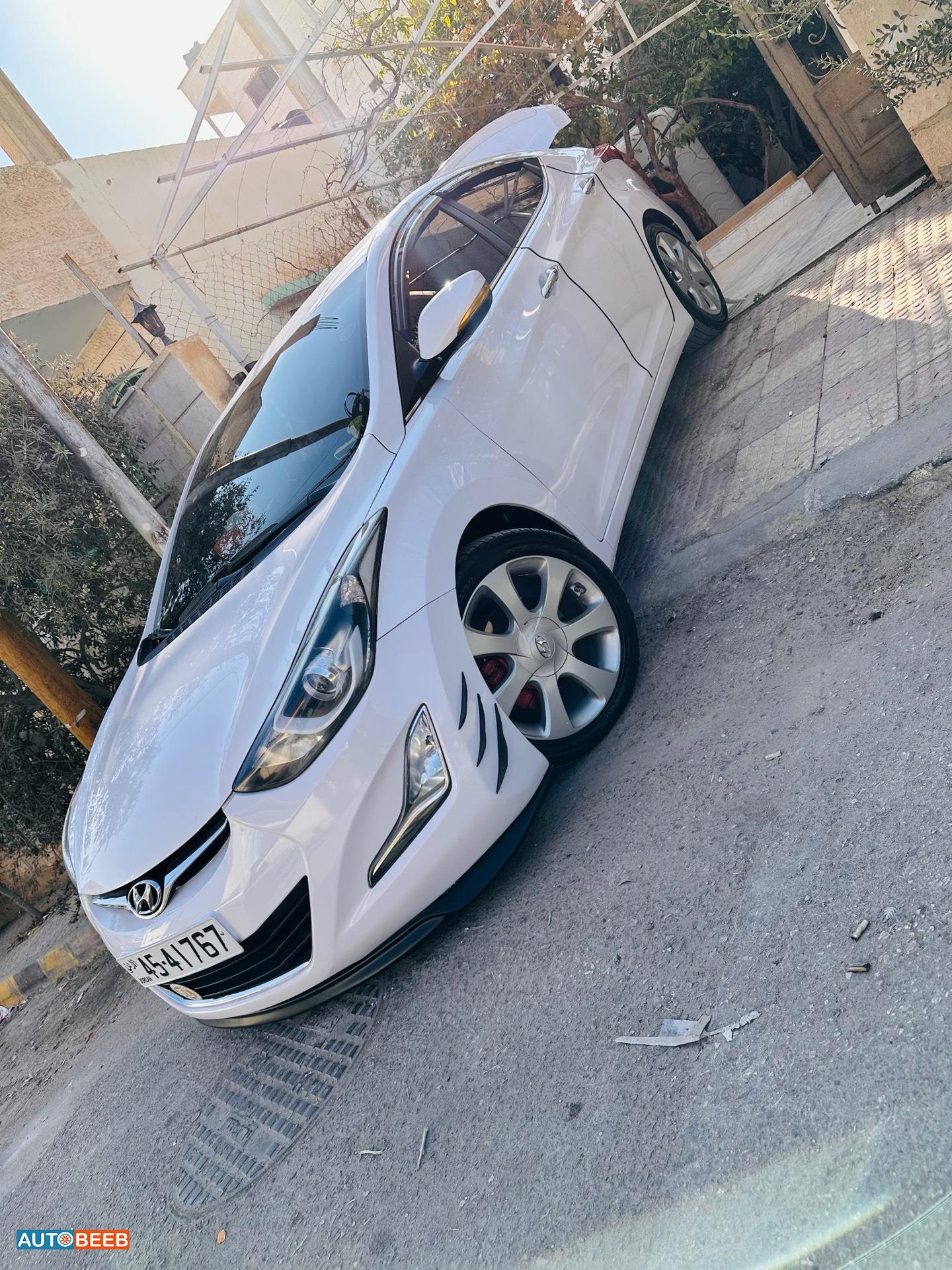 هيونداي افانتي 2016