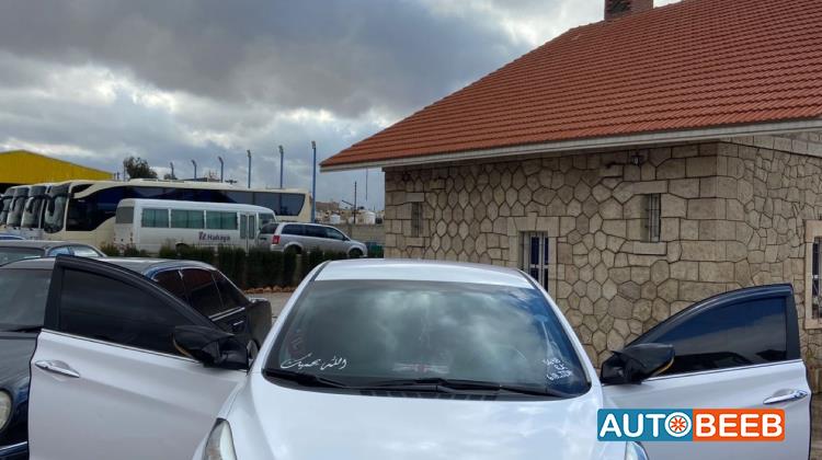 هيونداي افانتي 2016