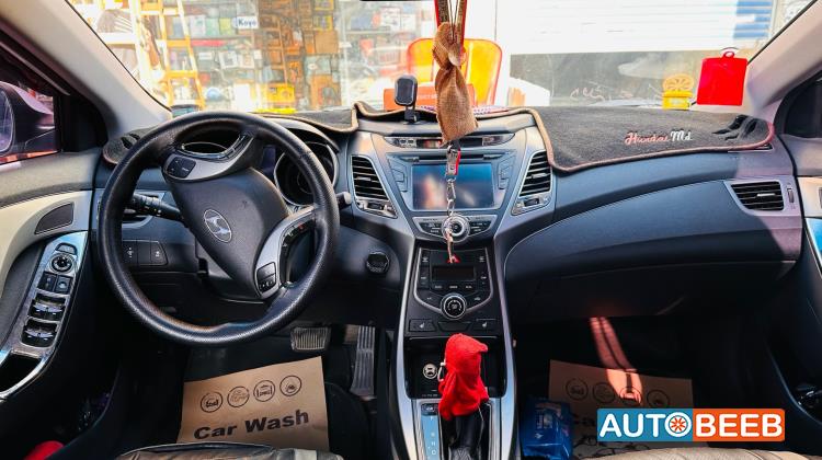 هيونداي افانتي 2016