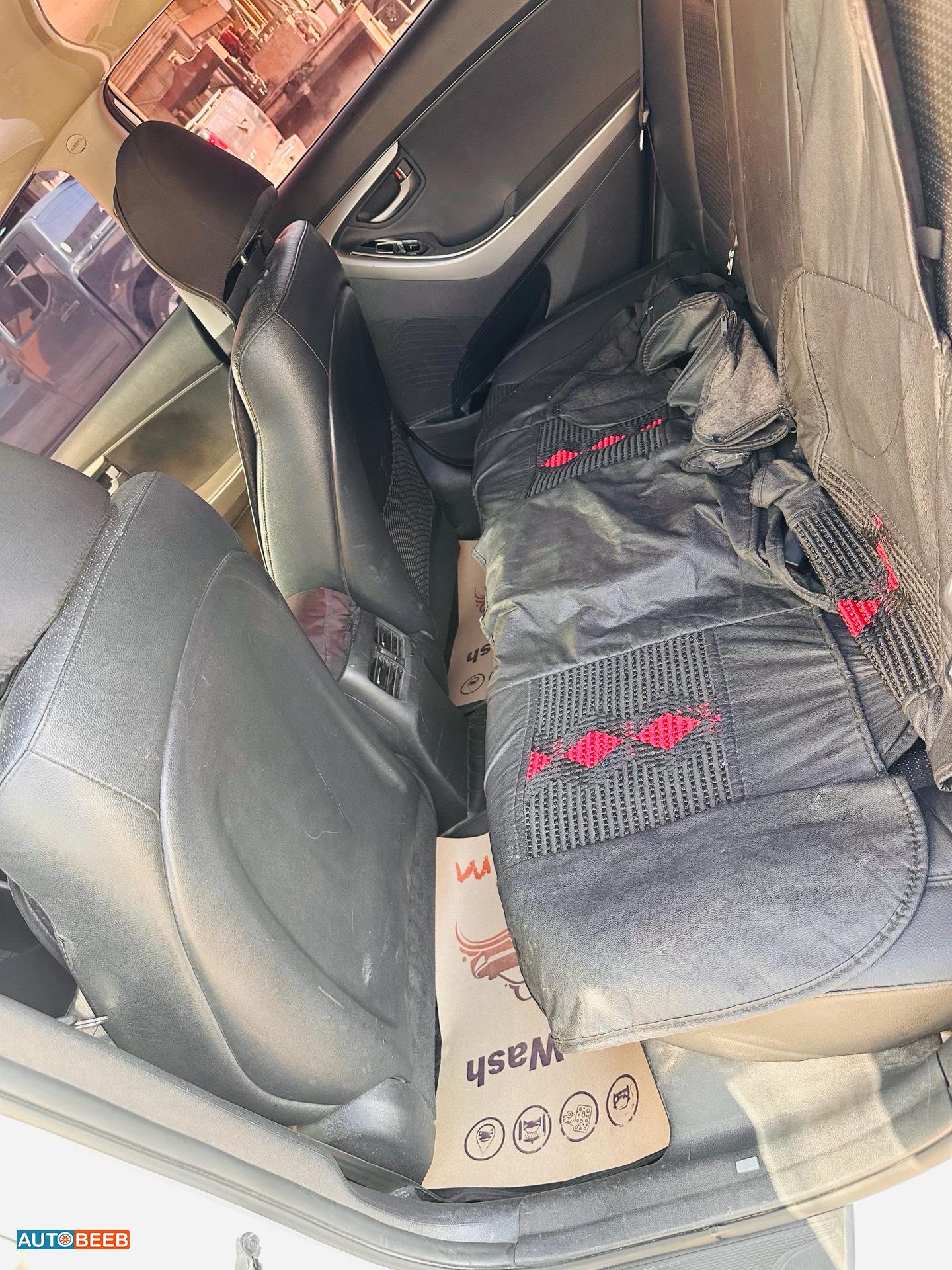 هيونداي افانتي 2016