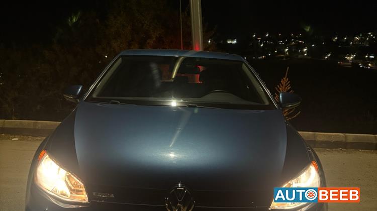 Volkswagen E-Golf 2015