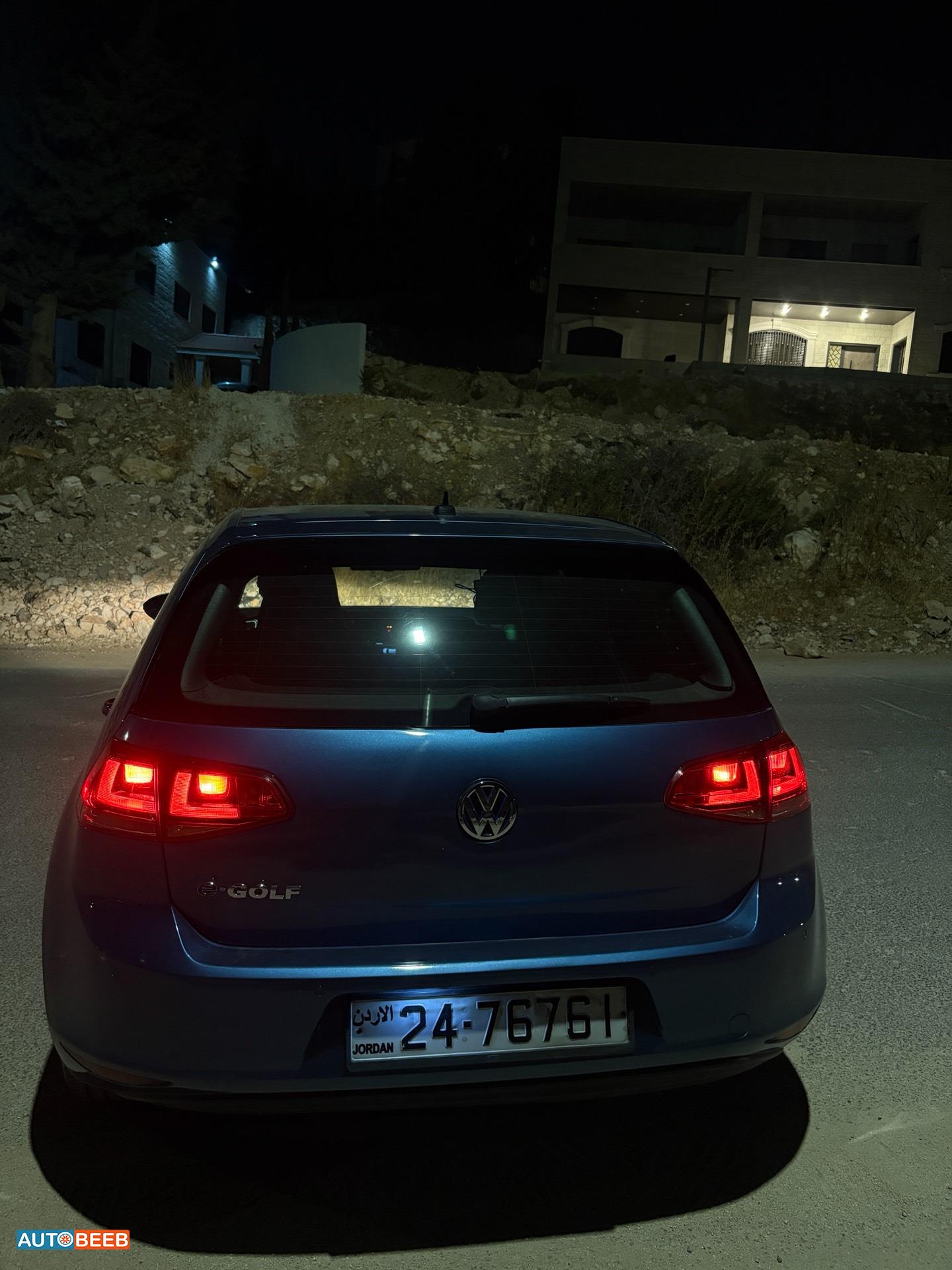 Volkswagen E-Golf 2015