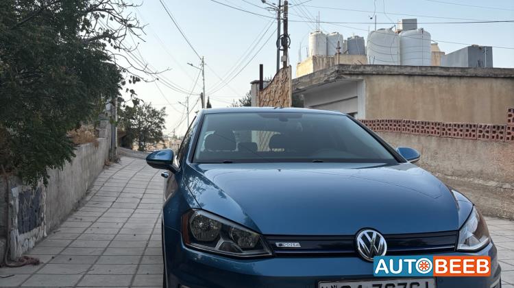 Volkswagen E-Golf 2015