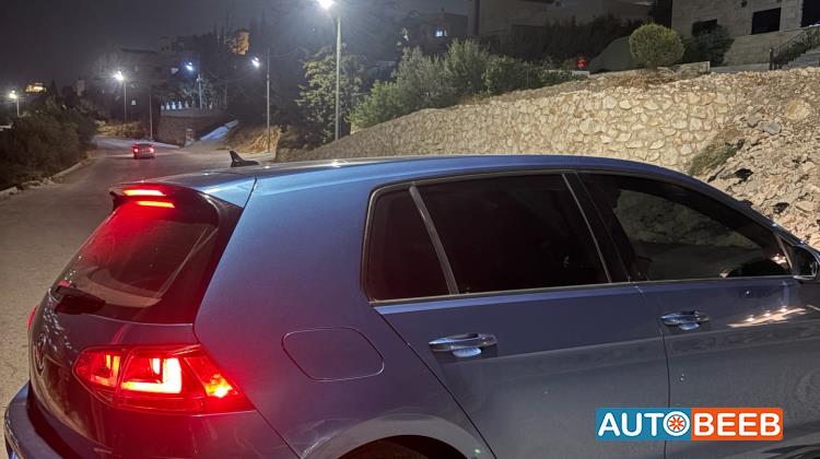 Volkswagen E-Golf 2015