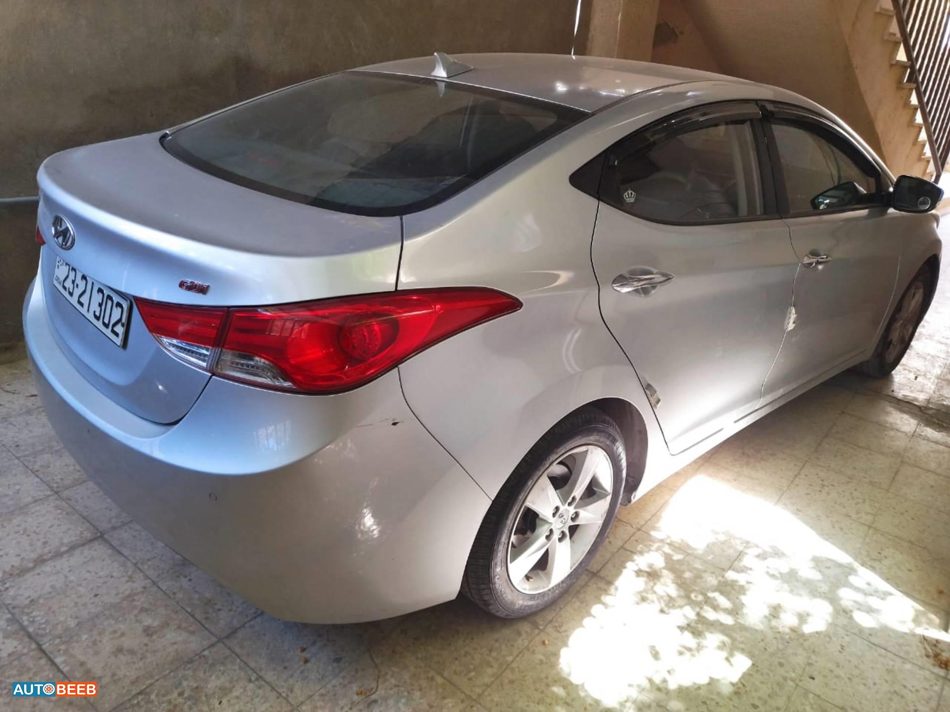 Hyundai Avante 2014