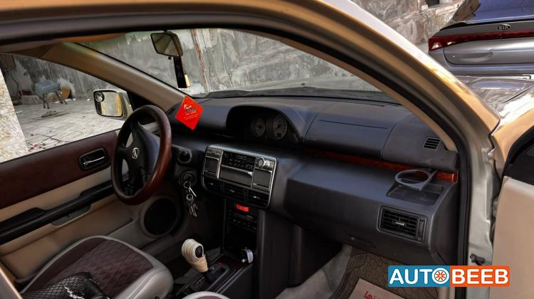 Nissan X-Trail 2004