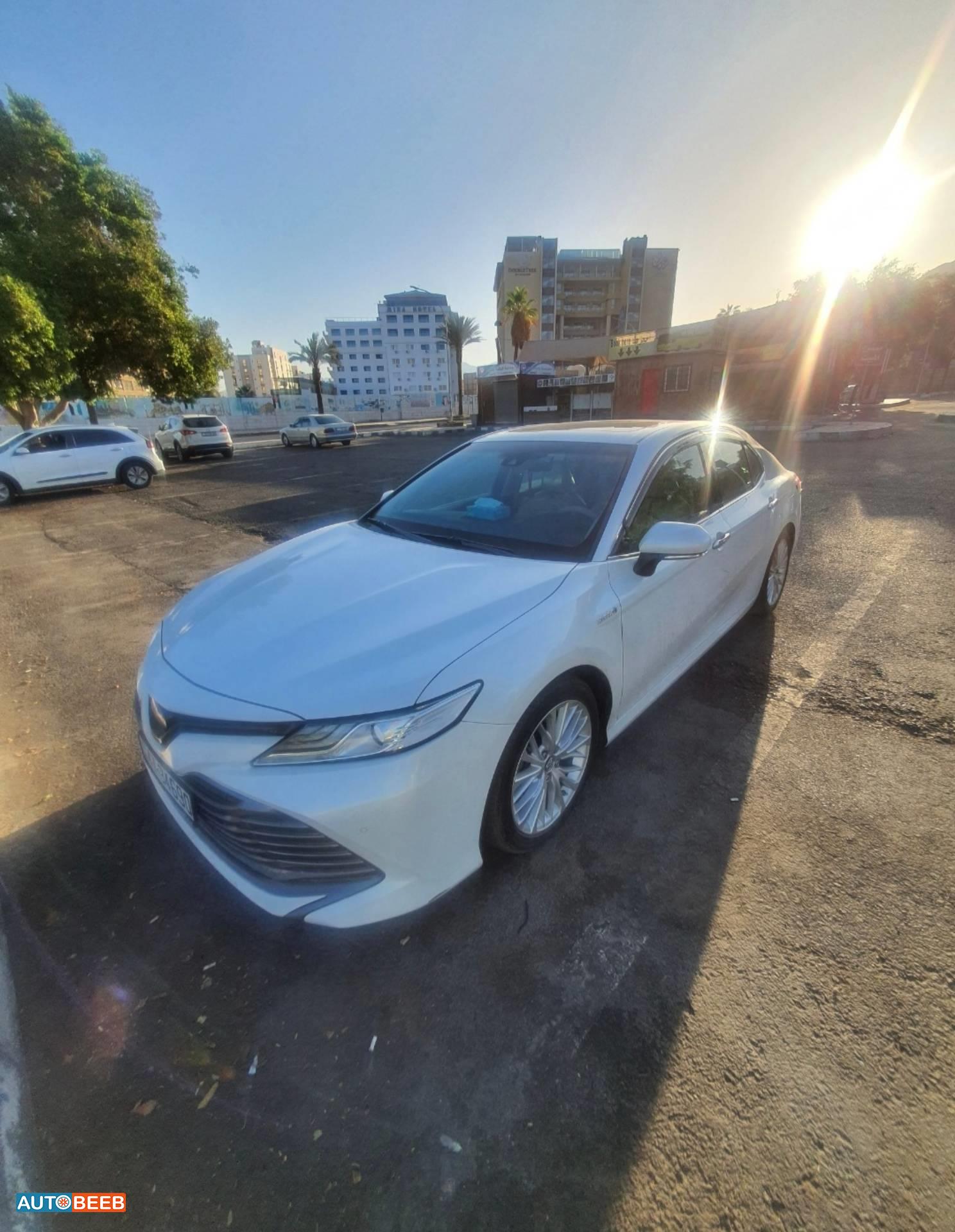 Toyota Camry 2018