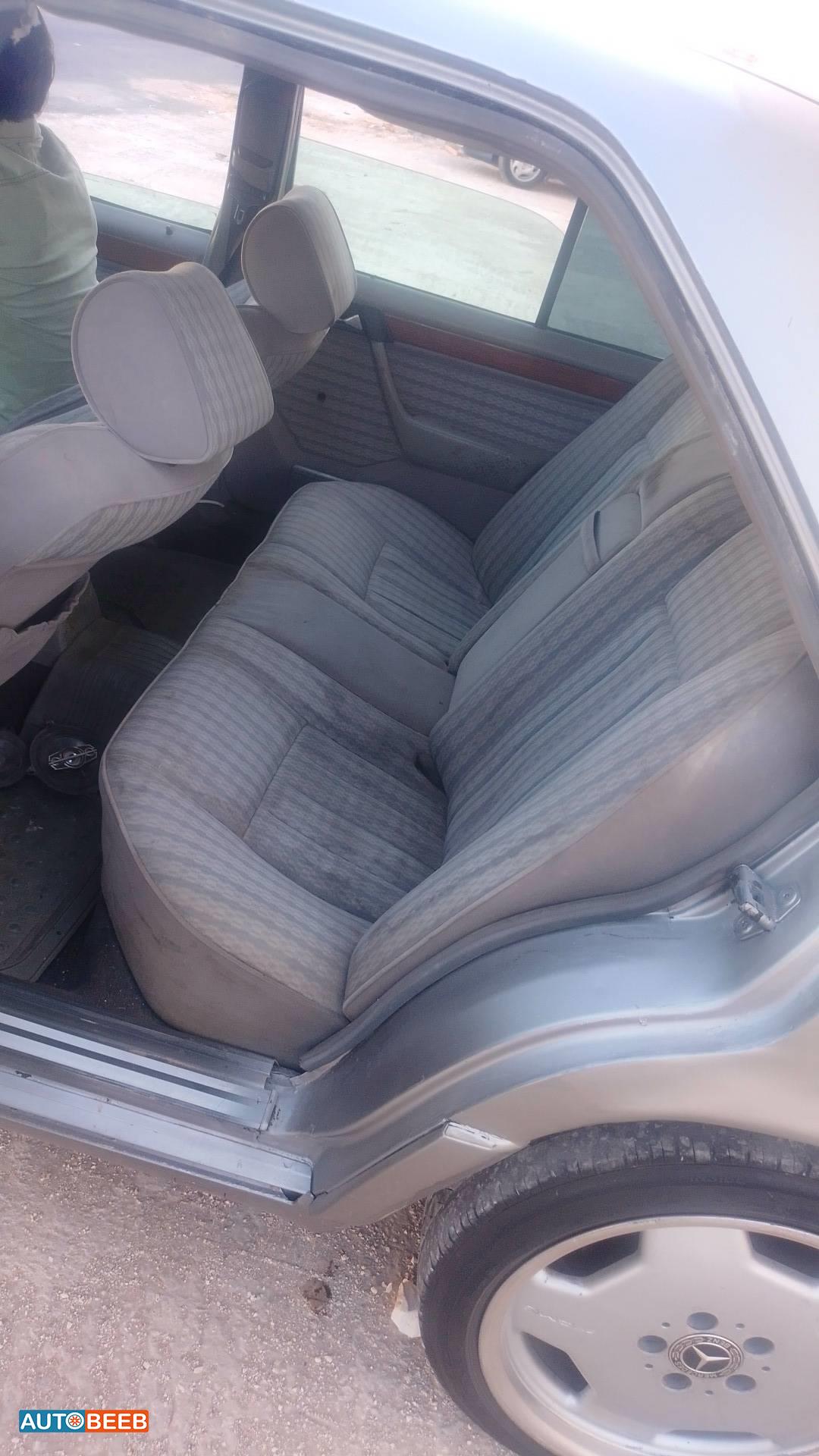 مرسيدس بنز CE200 1992