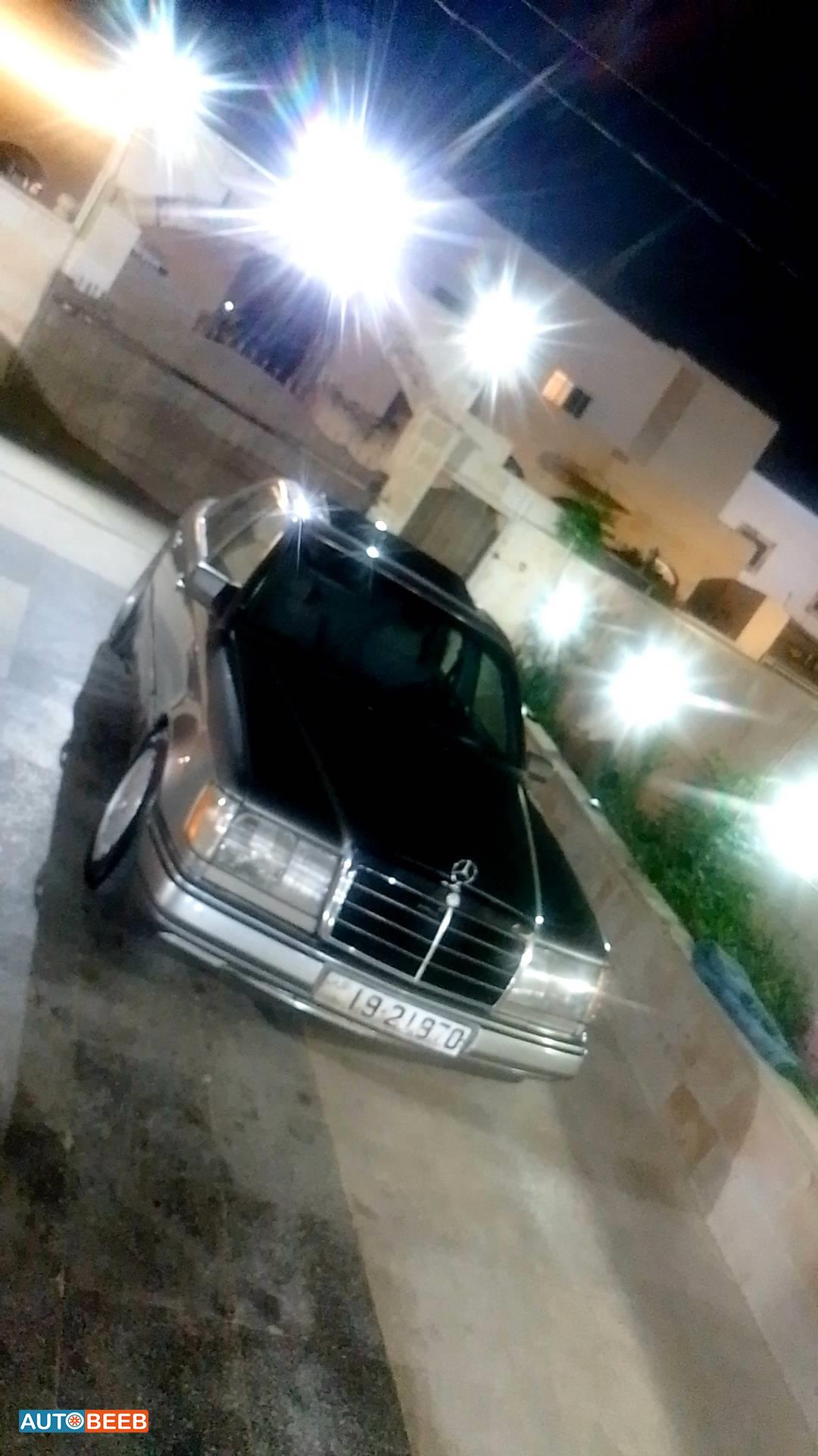 مرسيدس بنز CE200 1992