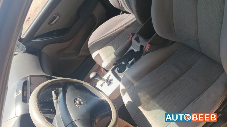 Hyundai Avante 2009