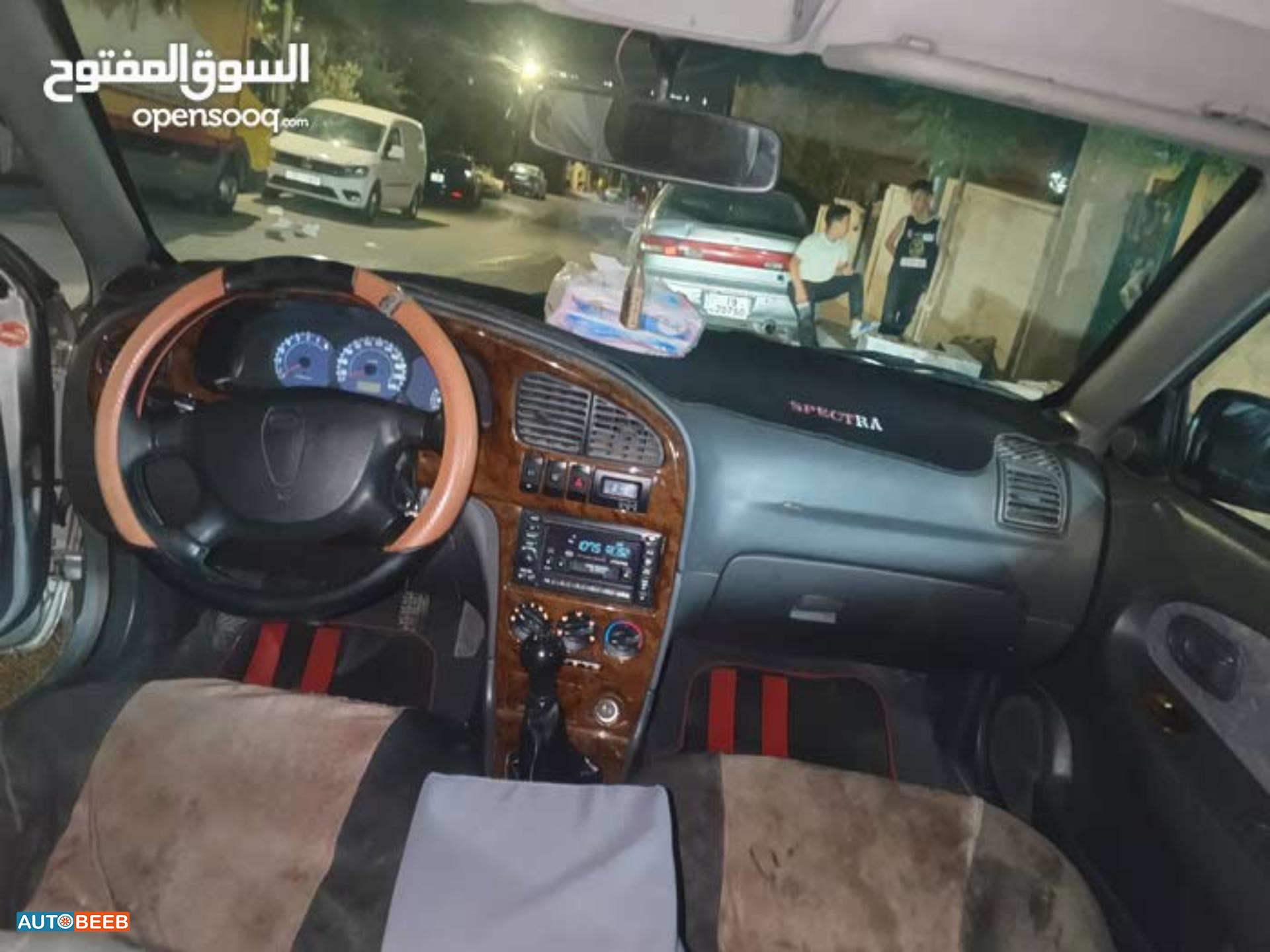 كيا سبكترا 2000