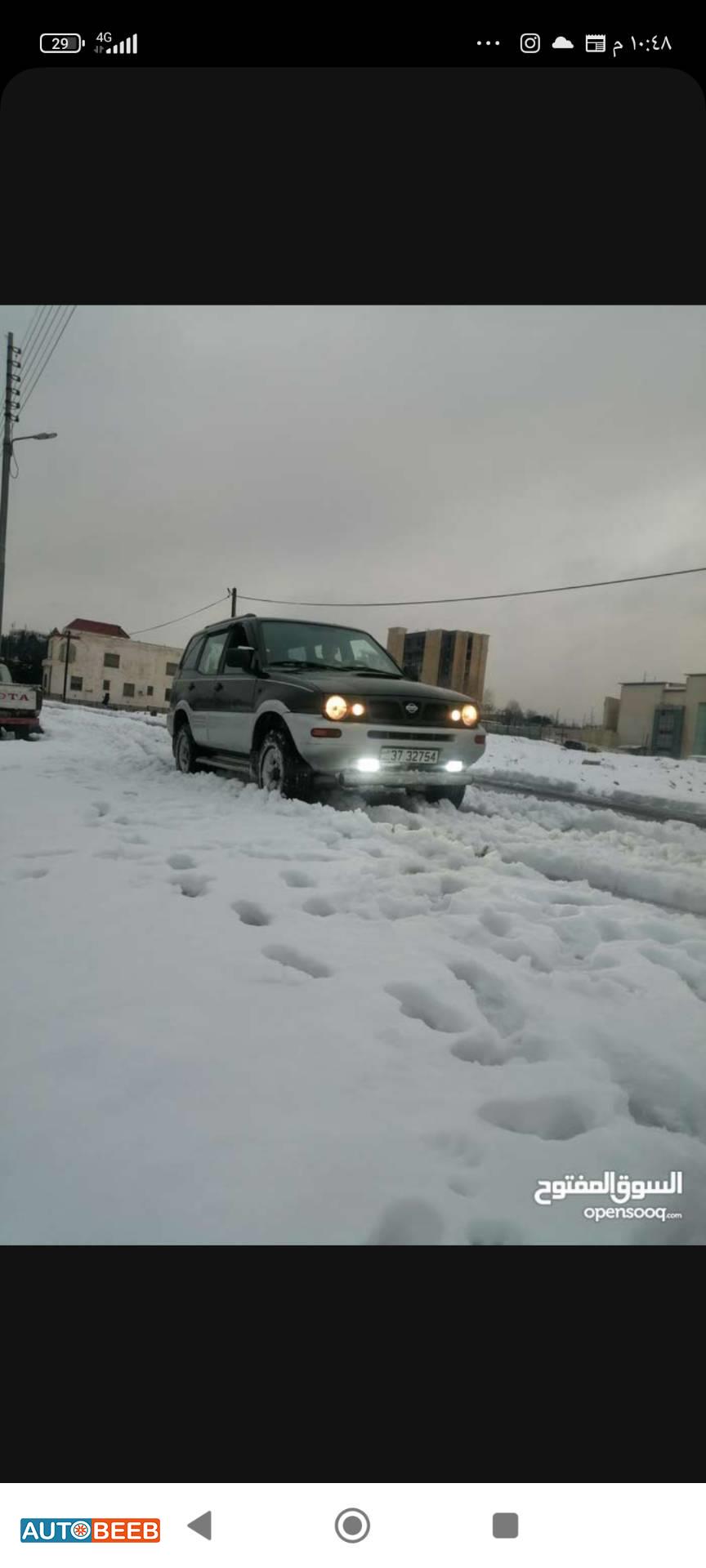 نيسان تيرانو 1999