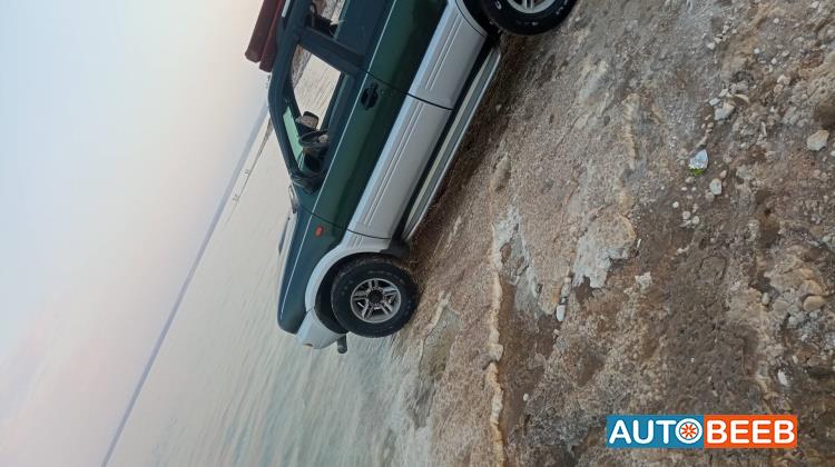 نيسان تيرانو 1999