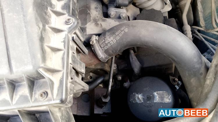 ميني باص مرسيدس بنز 2008