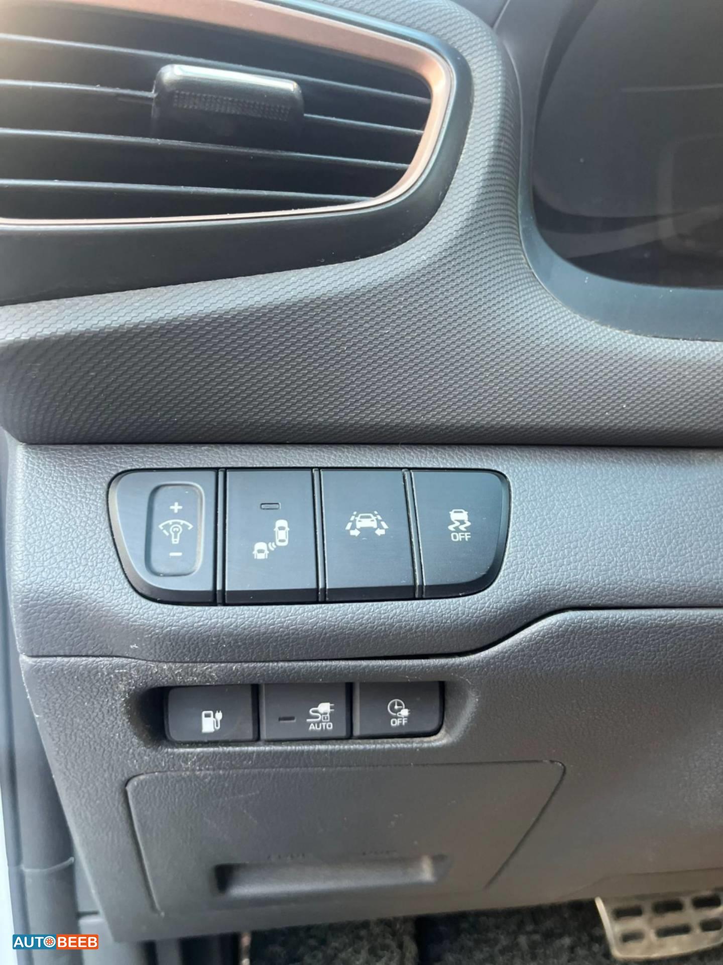 هيونداي ايونيك 2018