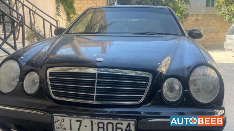 مرسيدس بنز E200 2001