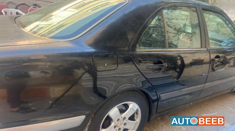مرسيدس بنز E200 2001