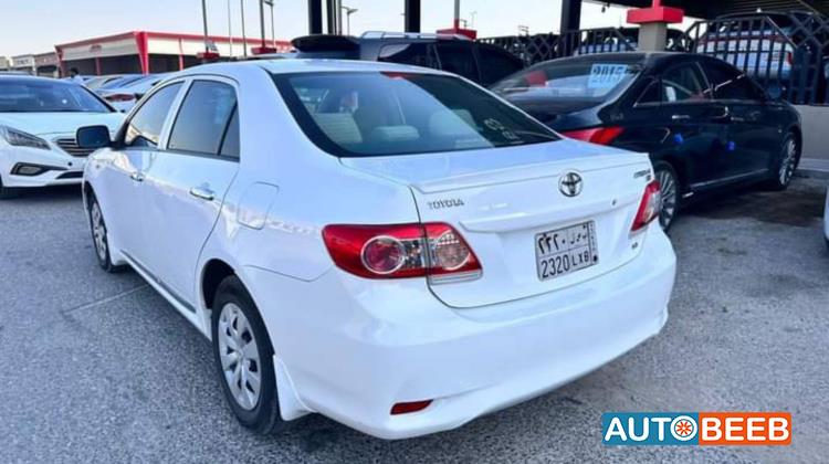 تويوتا كورولا 2011