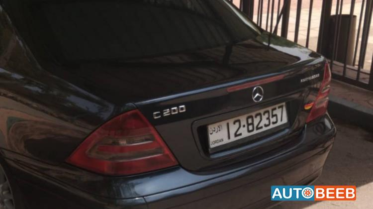 مرسيدس بنز C200 2001