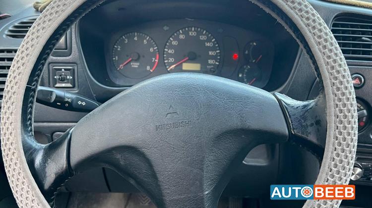 ميتسوبيشي لانسر 1999