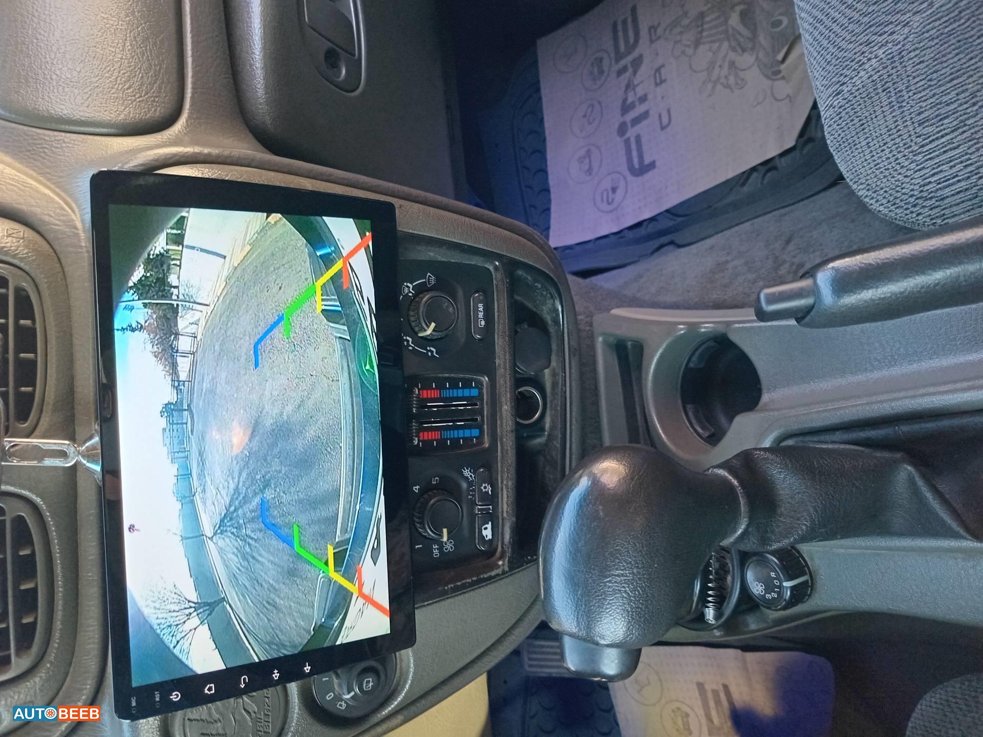 Chevrolet Caprice 2004