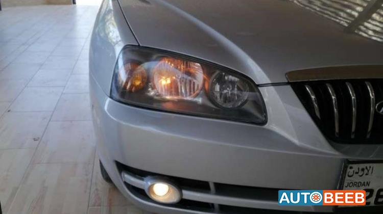 Hyundai  2002