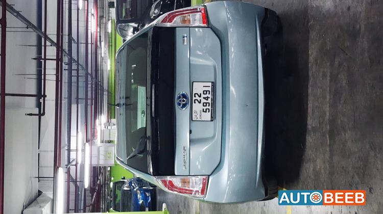 Toyota Prius 2015