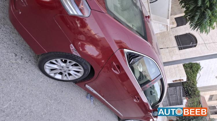 لكزس HS250h 2010