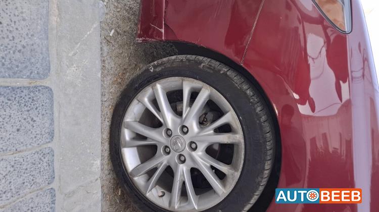 لكزس HS250h 2010