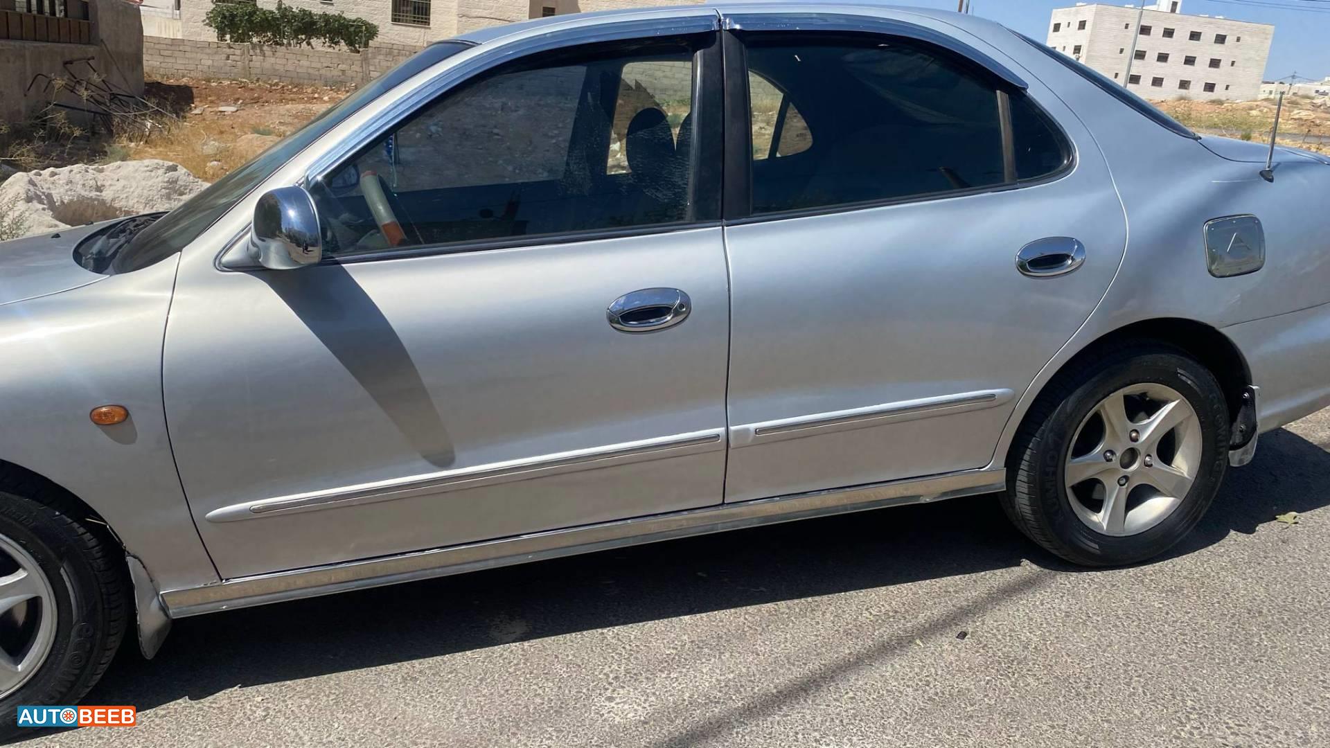 هيونداي افانتي 1999