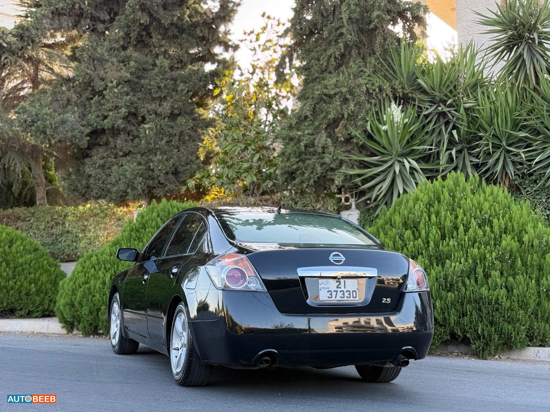 نيسان التيما 2011