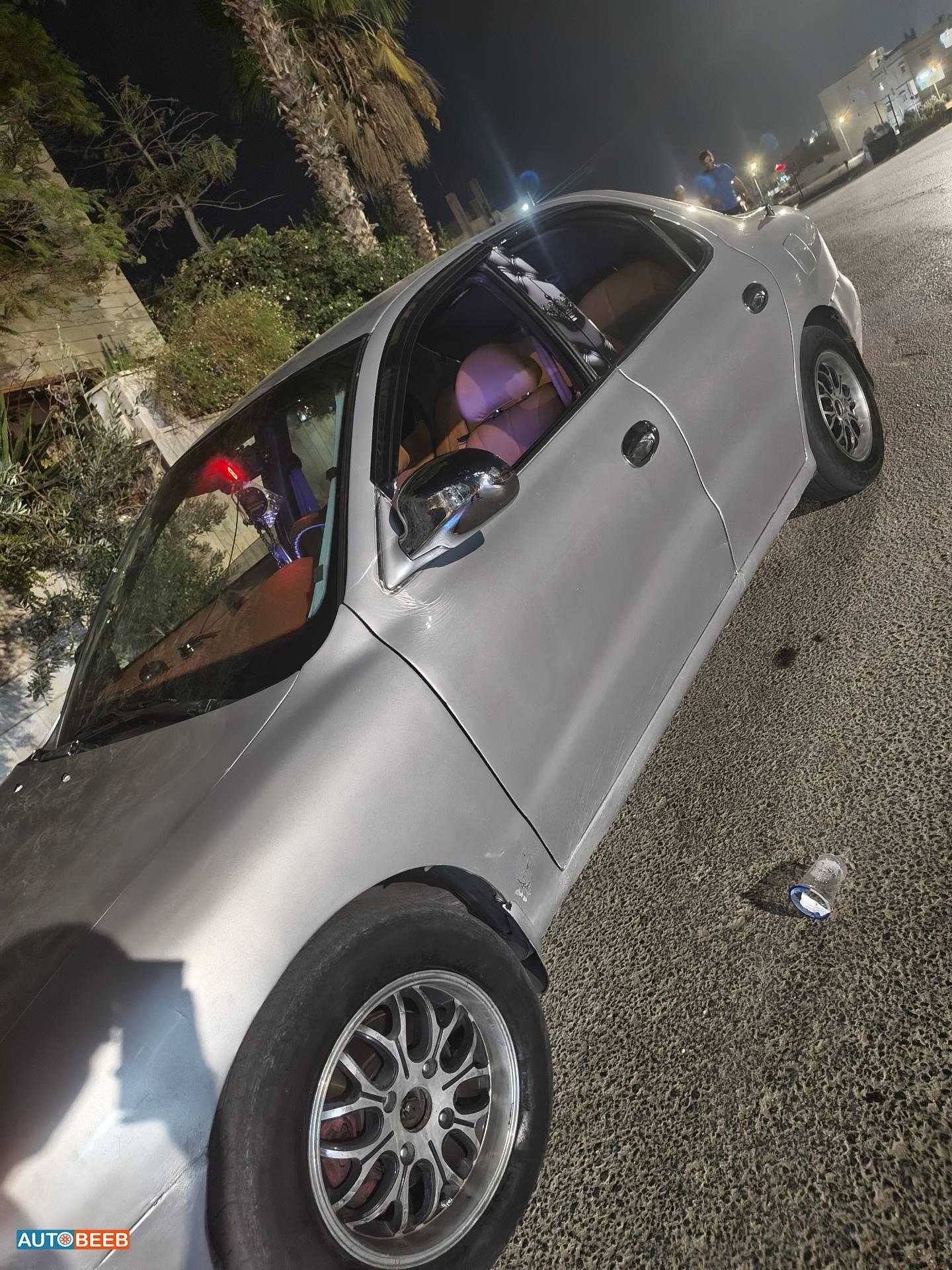 هيونداي افانتي 1996