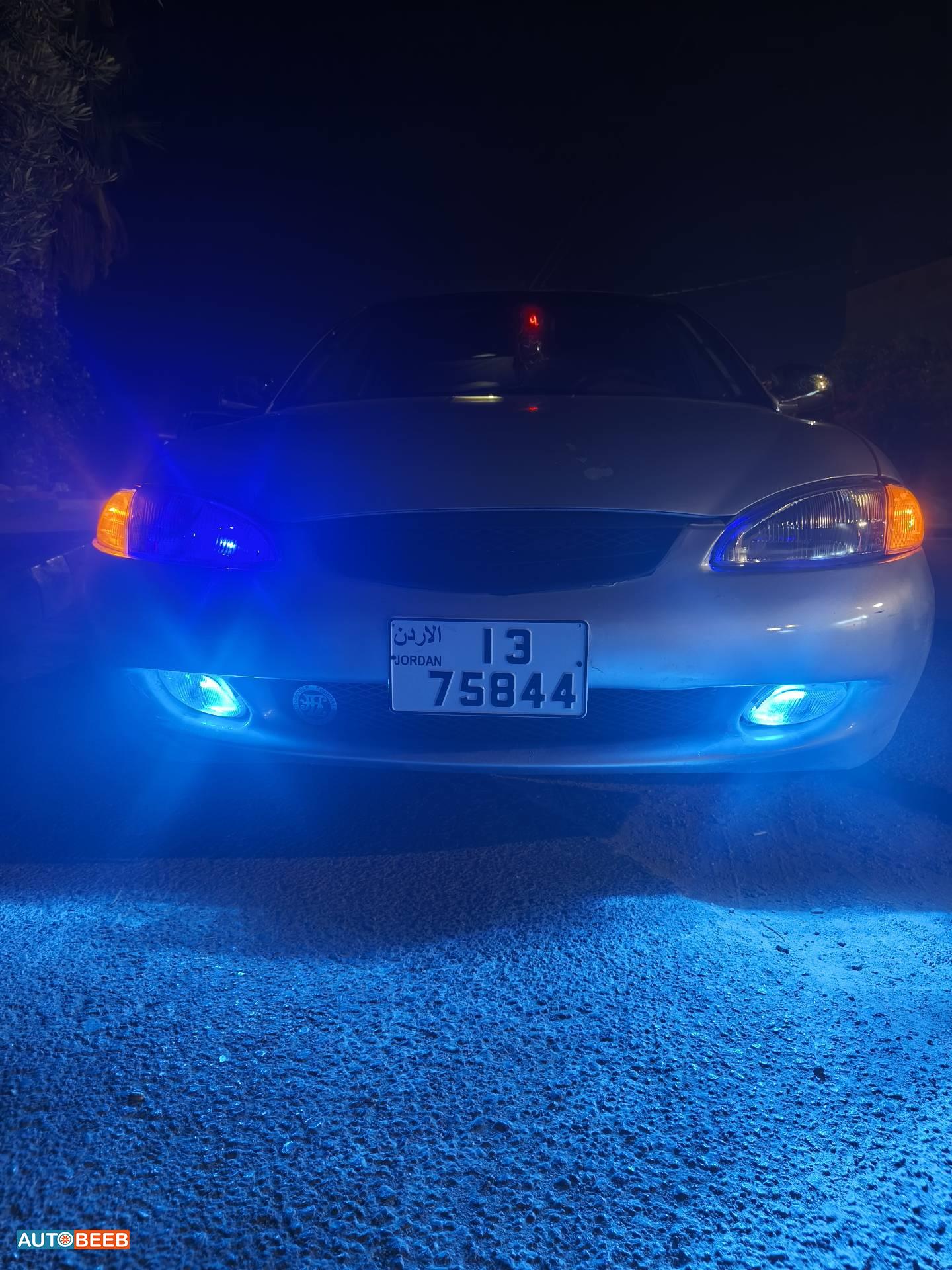 هيونداي افانتي 1996